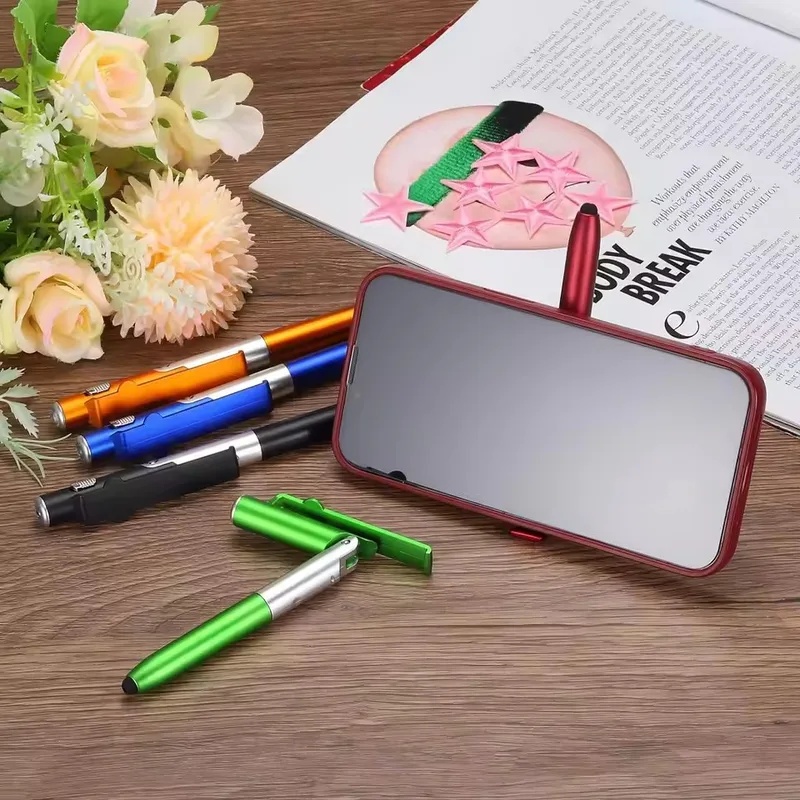 Penna a sfera multifunzione 4  - Stationery Office recensione e prezzo